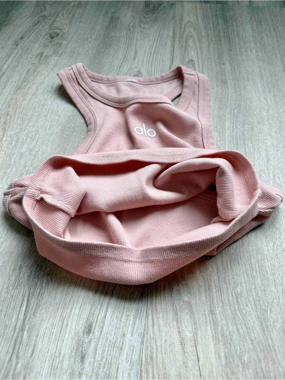 Alo Yoga - Aspire Tank in Vintage Pink - Women’s Ribbed Crop Tank - size XS